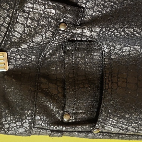 Cache Women's Tonal Premium Faux Leather Black Snake Snakeskin Skinny Pan, sz 10 - Picture 5 of 11